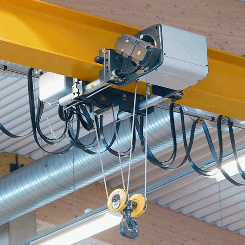 Chain hoists Cranes Electric material hoists for construction